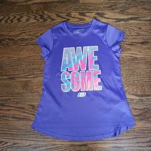 Tee shirt. Size 10/12.